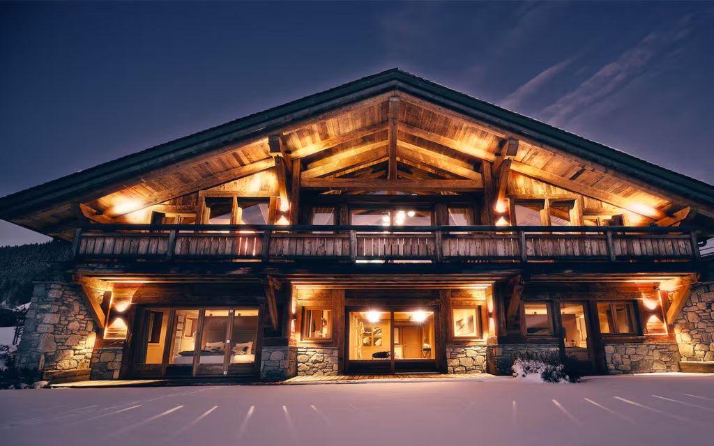 Luxury Chalet Rentals in Courchevel 1850 Close to the Slopes