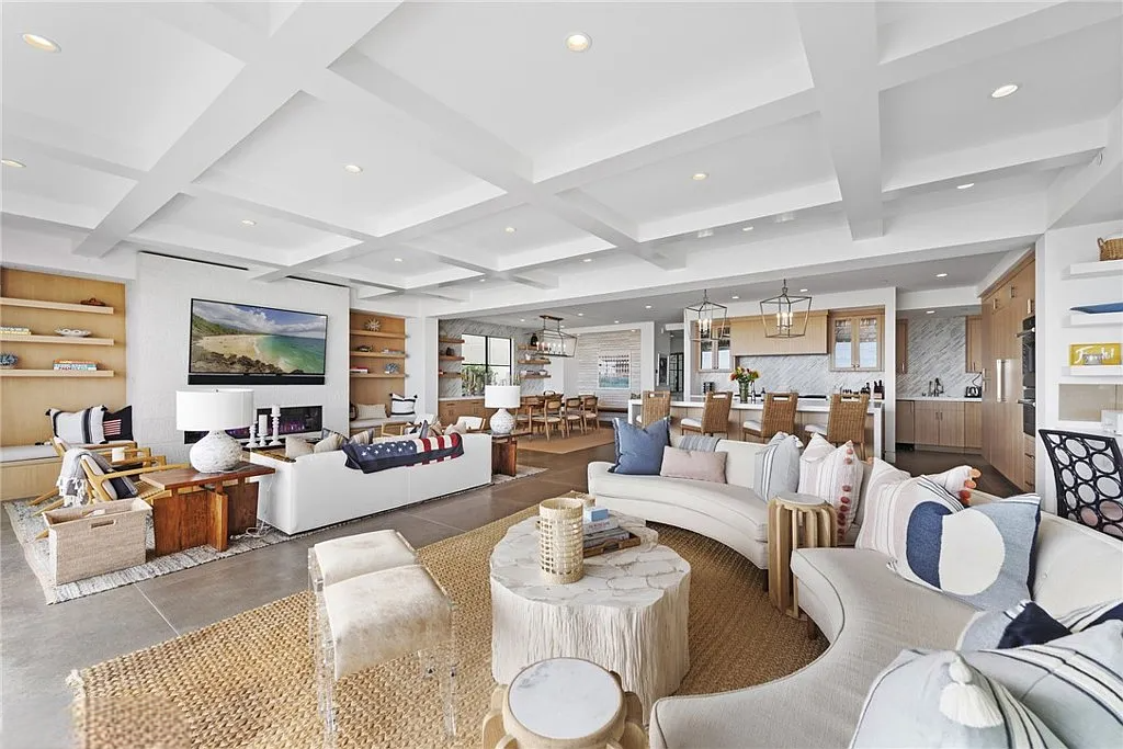 The Oceanfront Villa