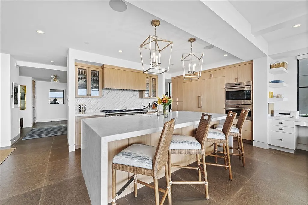 The Oceanfront Villa