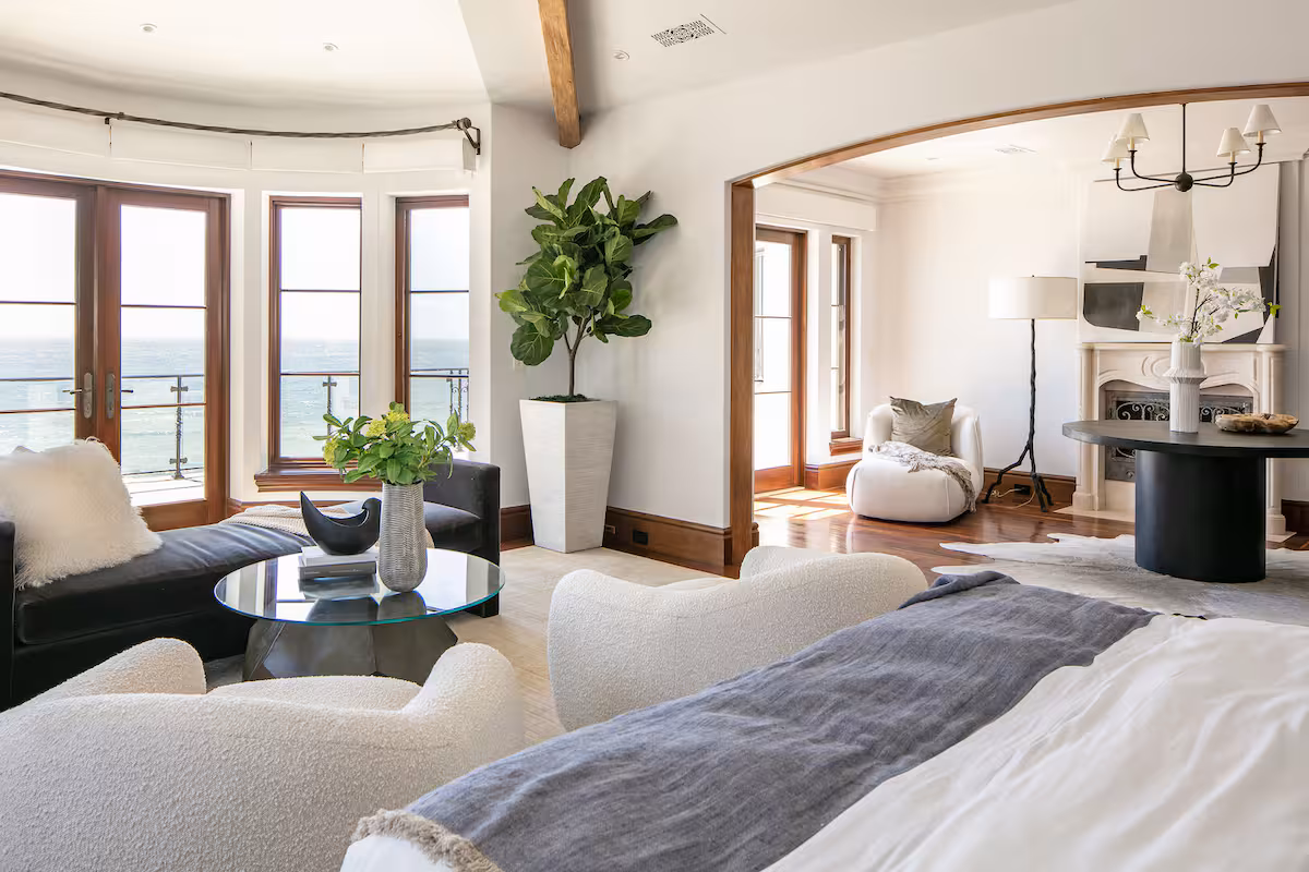 The Shorecliff Villa