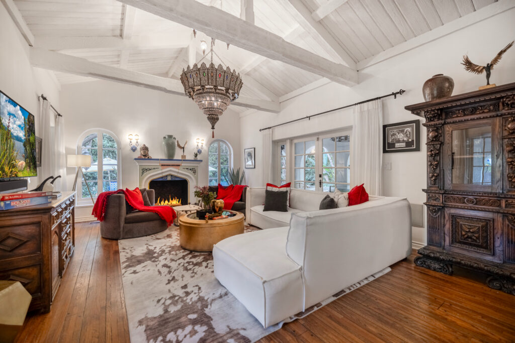 The Sunsetvale Villa