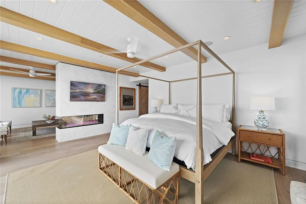 The Oceanfront Villa