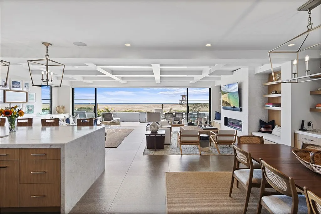 The Oceanfront Villa