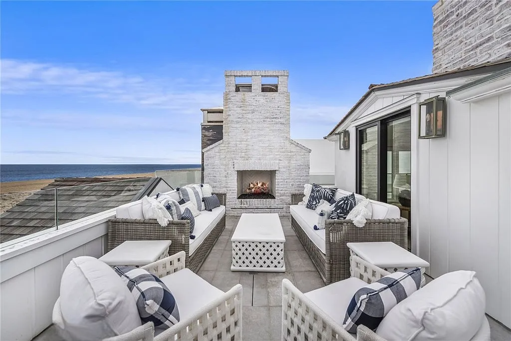 The Oceanfront Villa