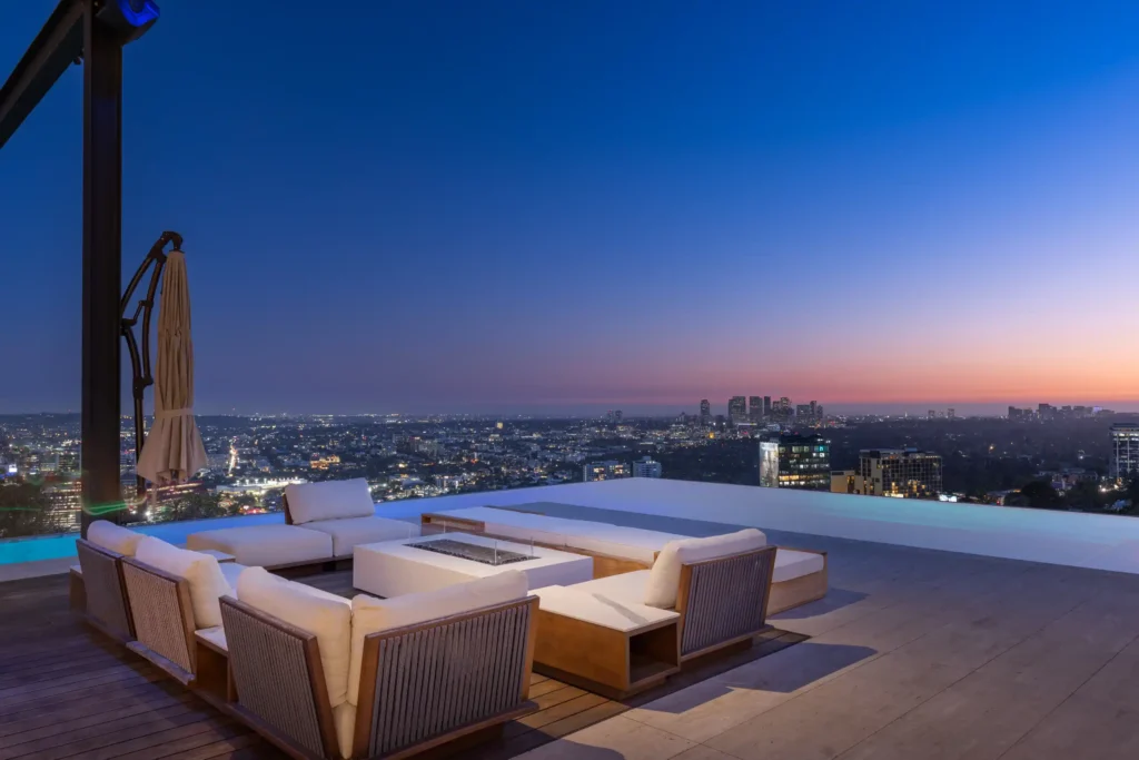 The Collingwood Mansion