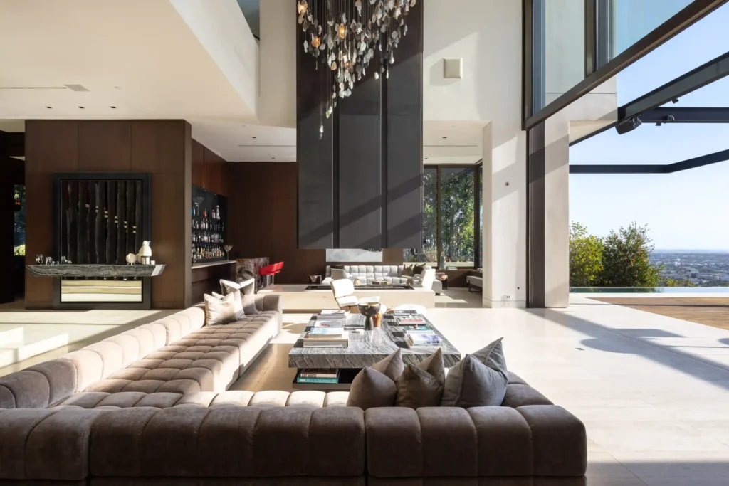 The Collingwood Mansion