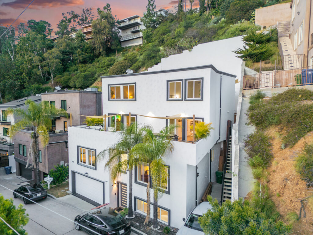 The Laurelridge Villa