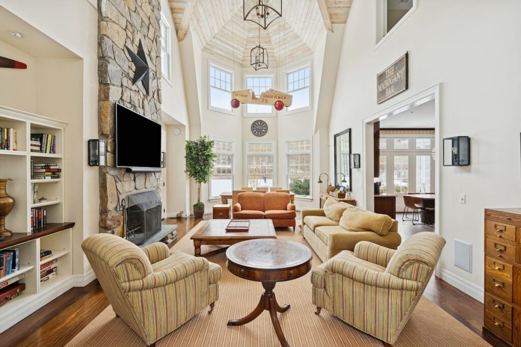 The Nyacpath Villa
