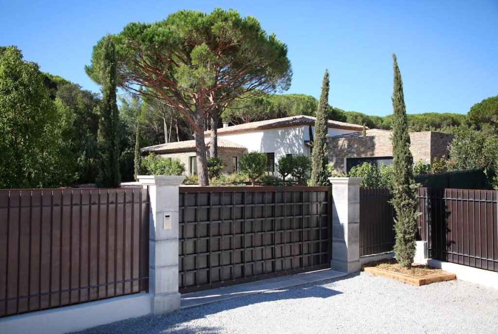 The Salins Villa