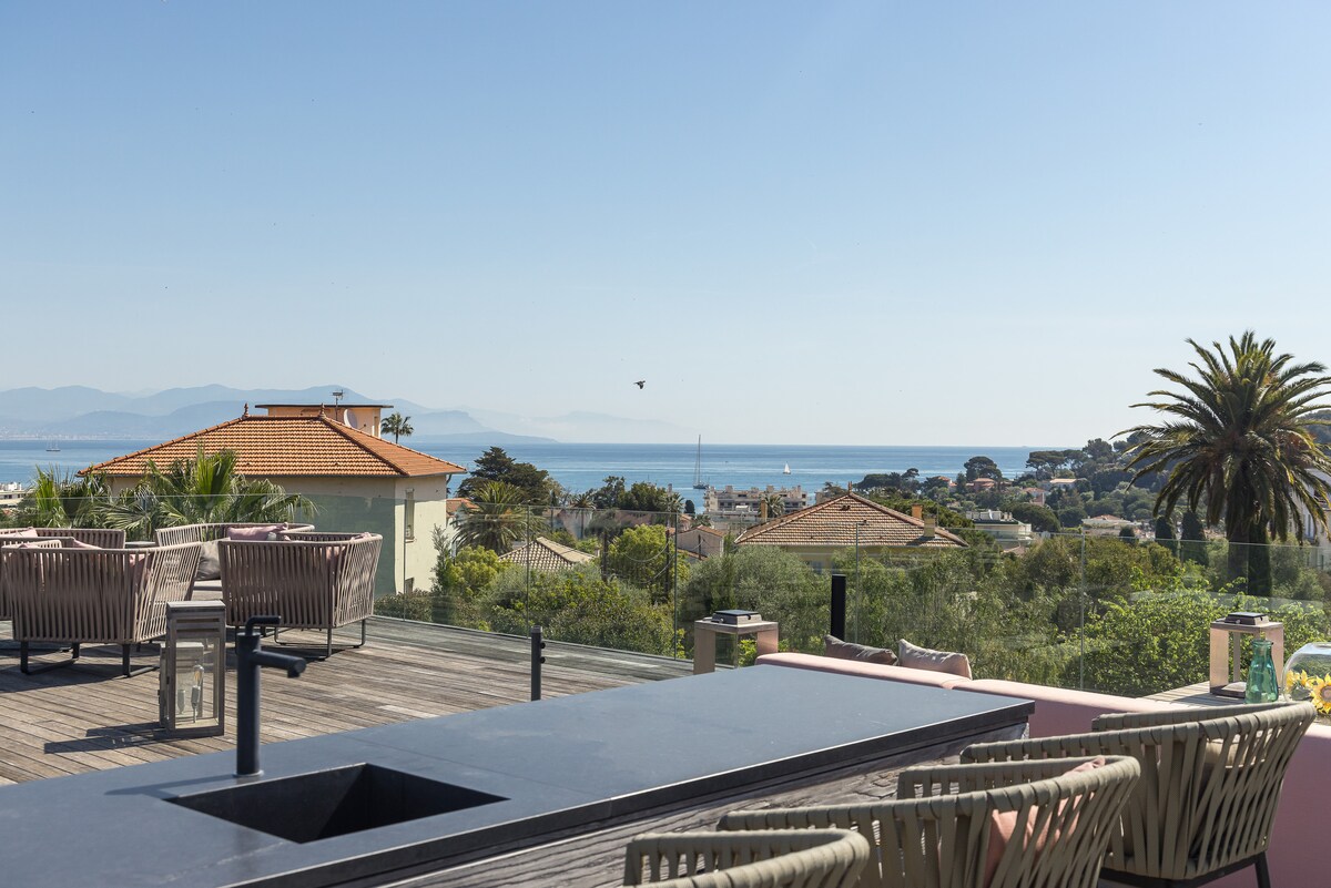 The Marina Villa