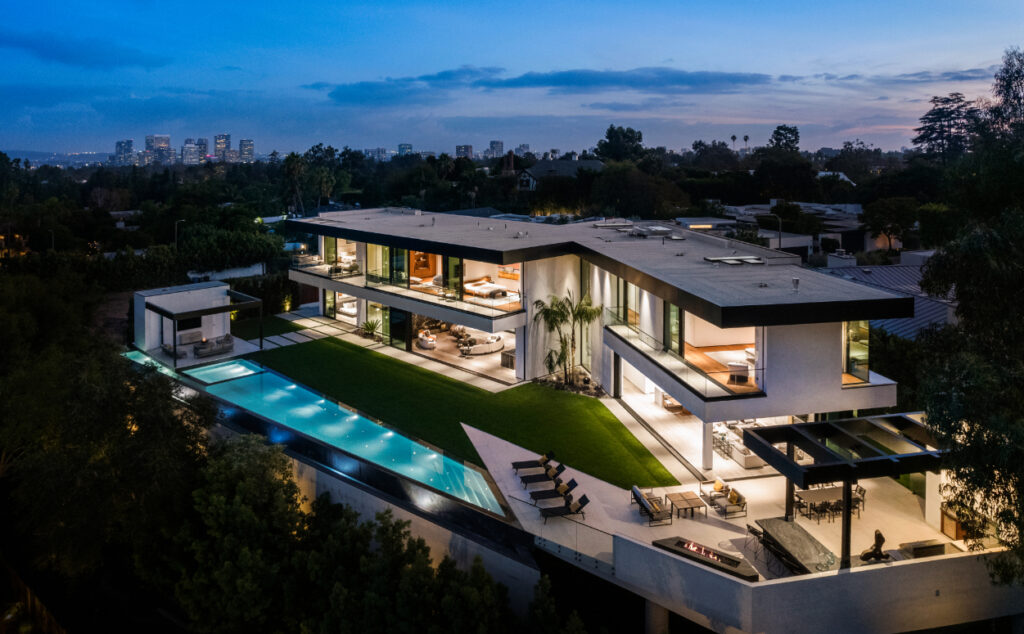 The Angelis Villa