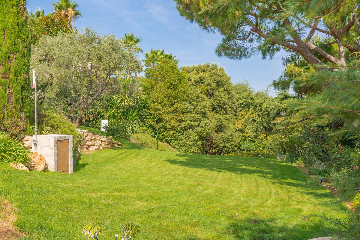 The Emmi Villa