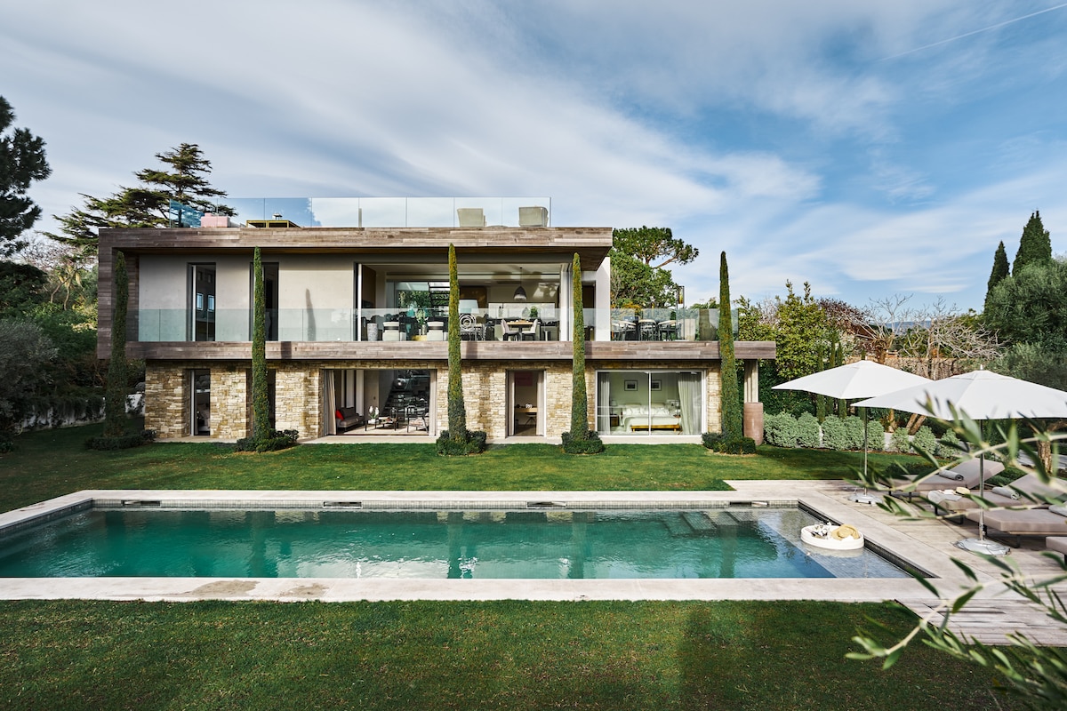 The Marina Villa