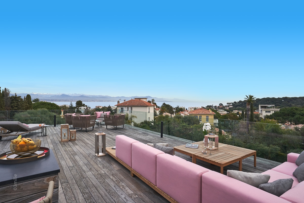 The Marina Villa