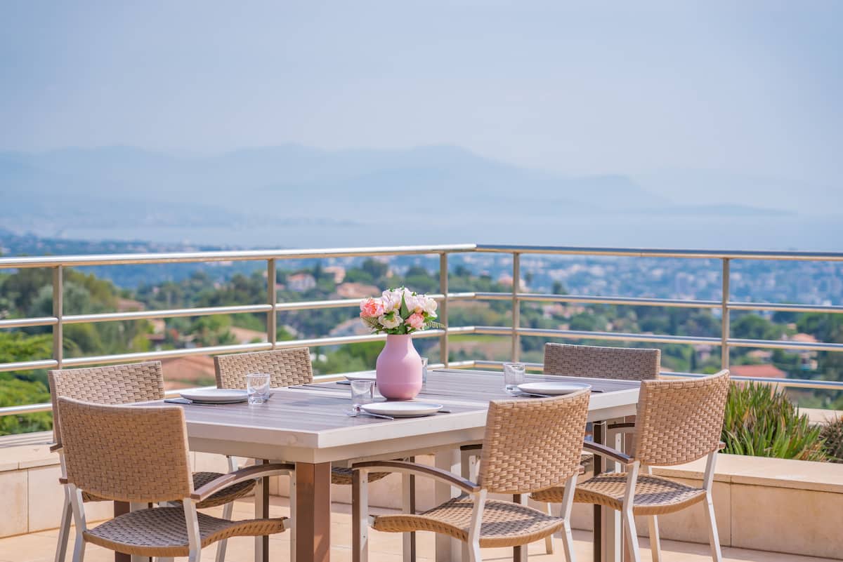 The Emmi Villa