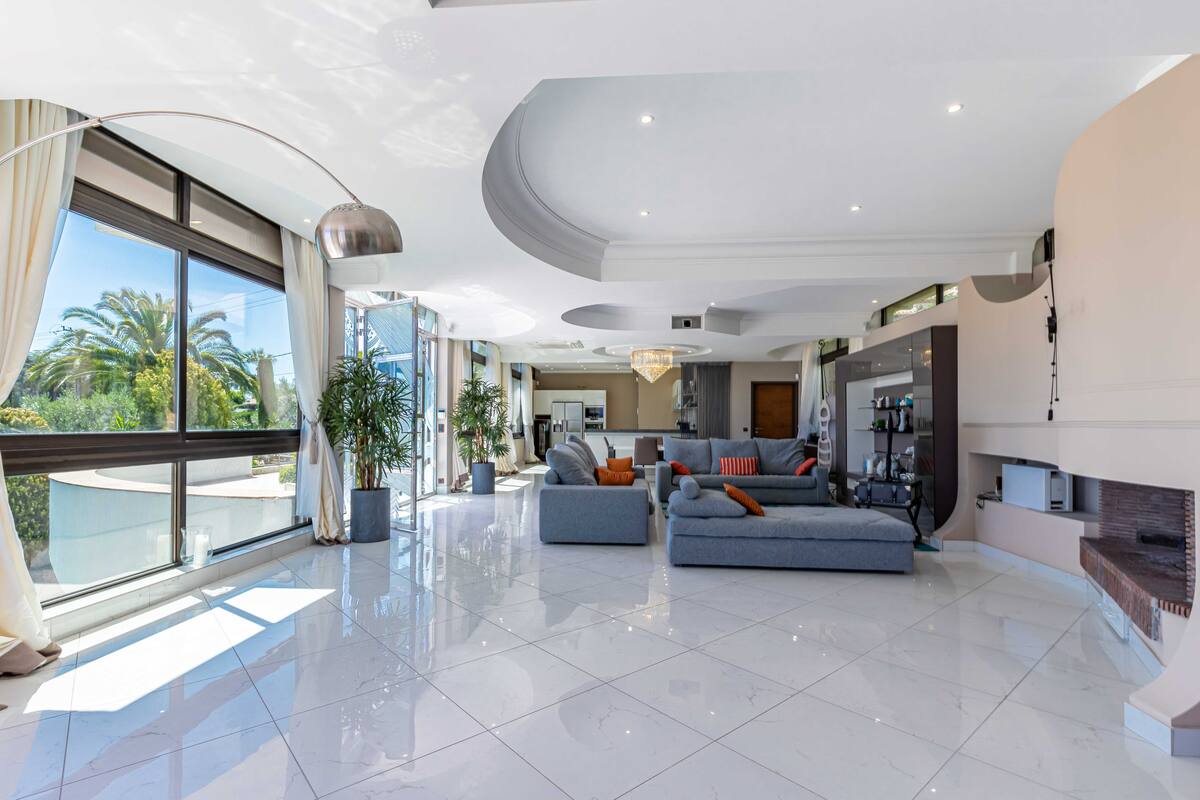 The Emmi Villa
