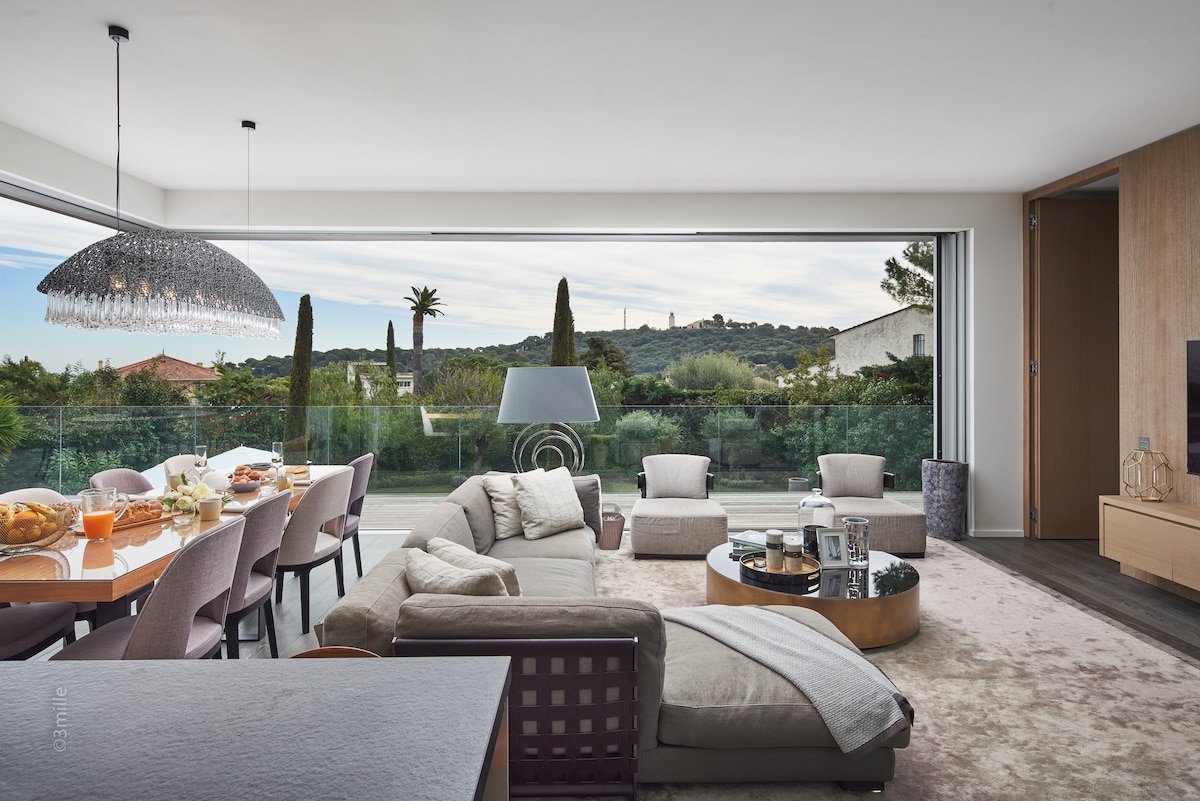 The Marina Villa
