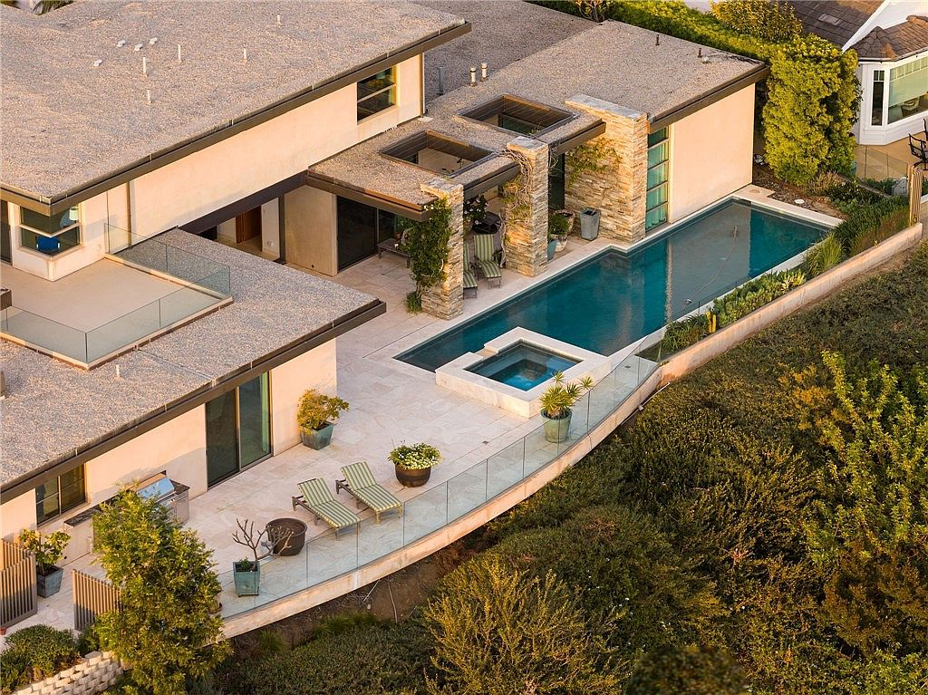 The Jada Villa