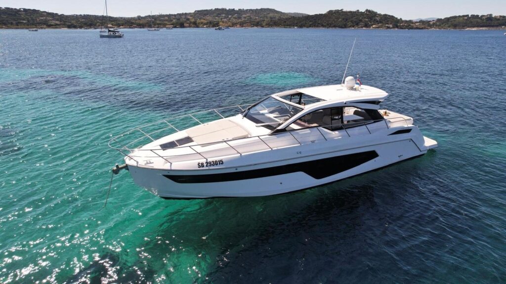 Azimut 51