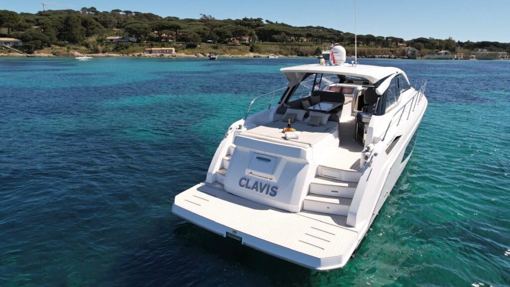 Azimut 51
