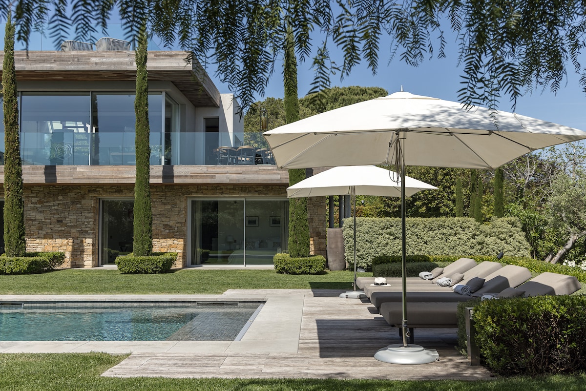 The Marina Villa