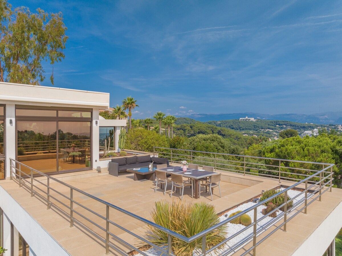 The Emmi Villa