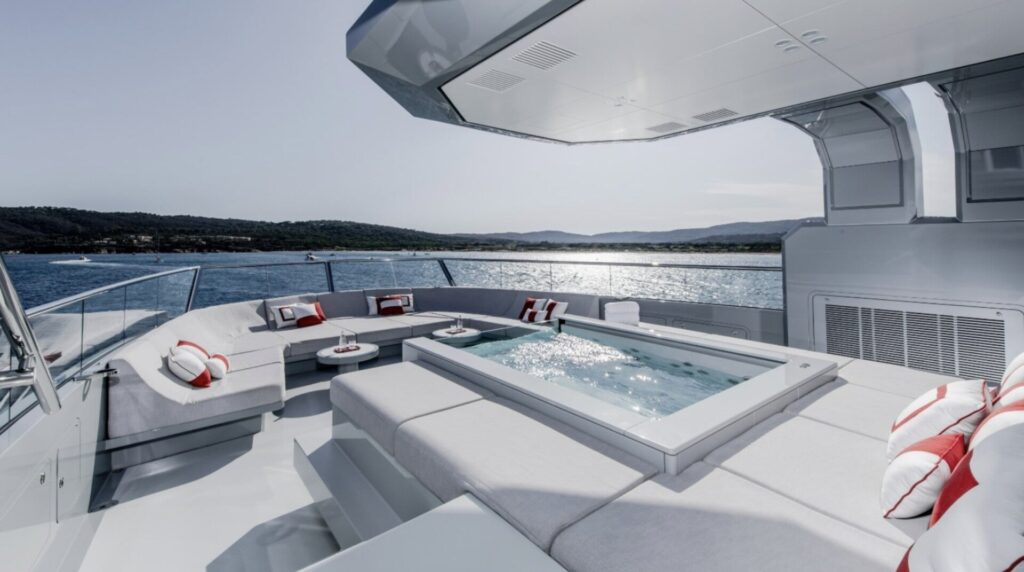 Silveryachts 279
