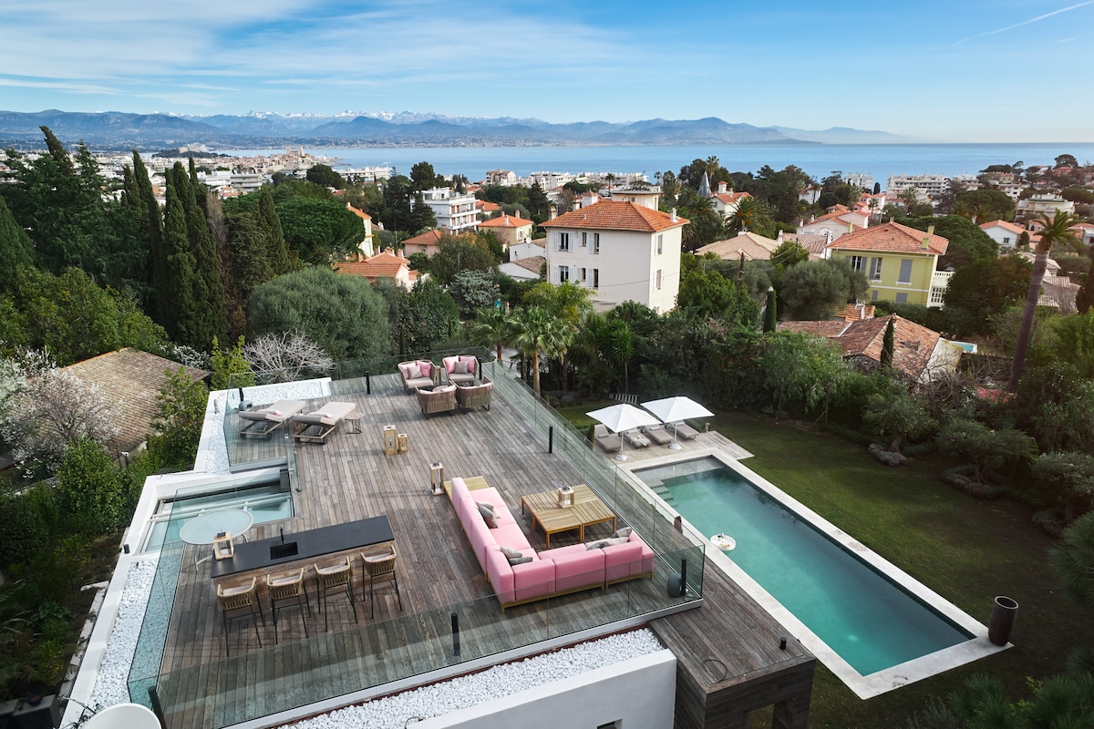 The Marina Villa