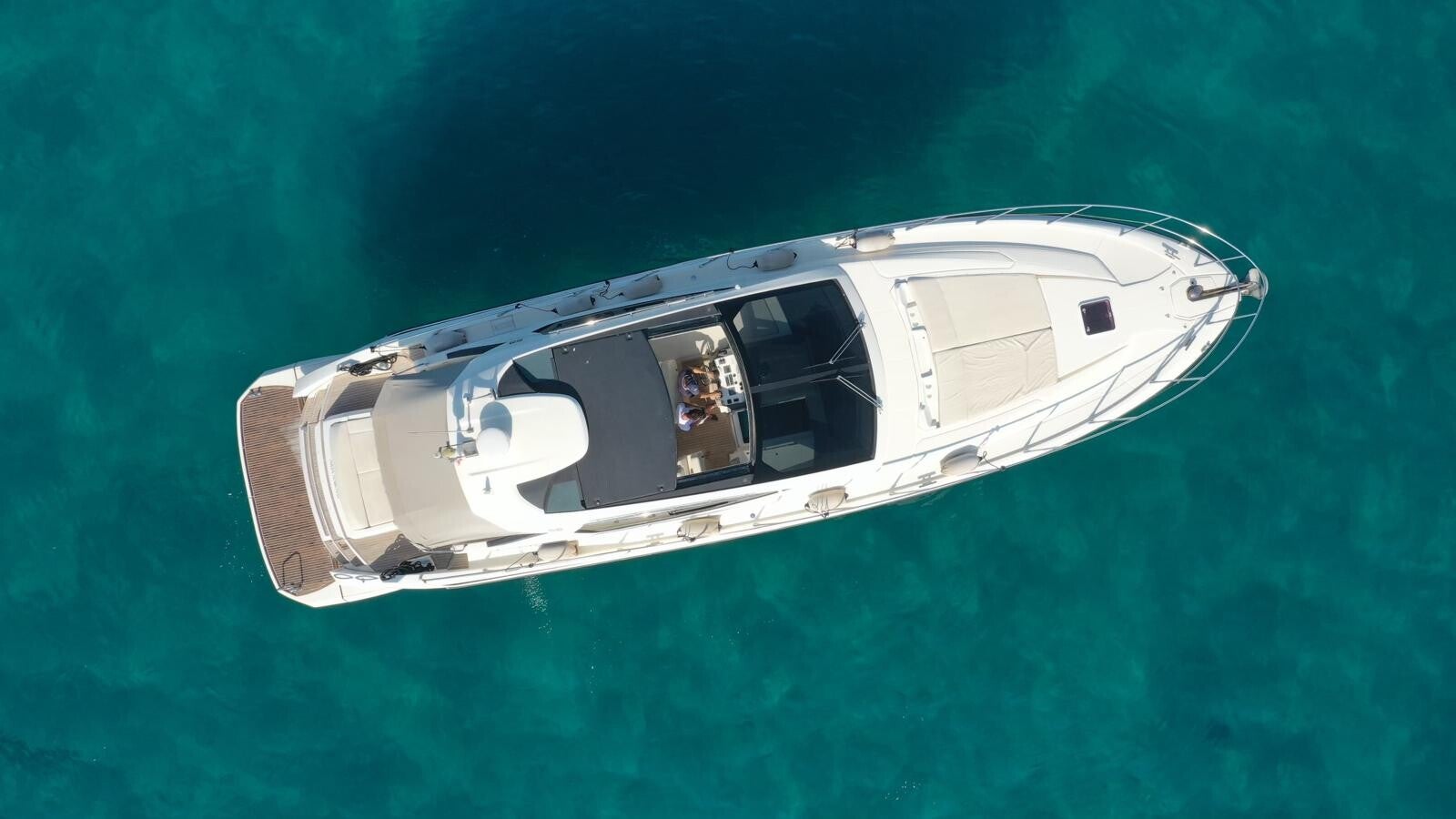 luxury yacht rental st tropez - Azimut 58 Yacht departing Saint-Tropez