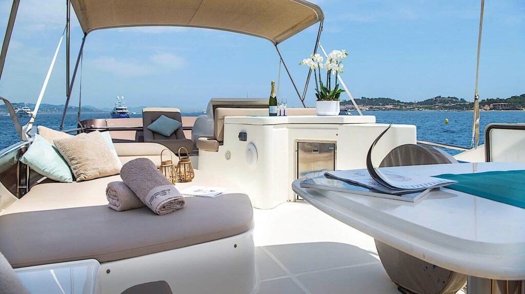 Ferretti 620