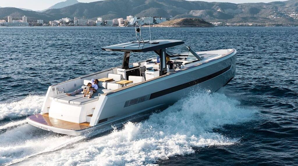 Fjord 52