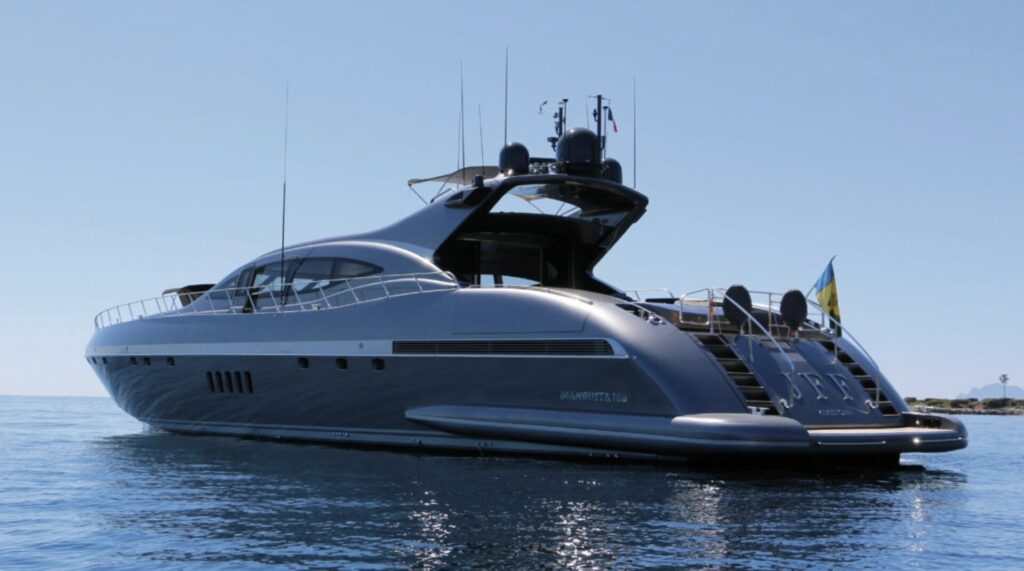 Mangusta 108