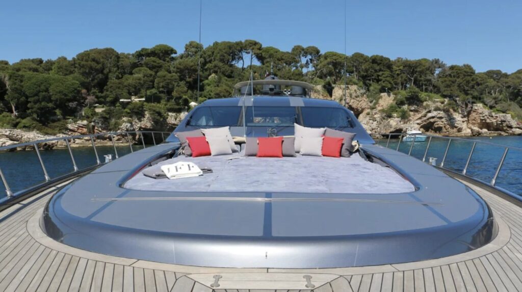 Mangusta 108
