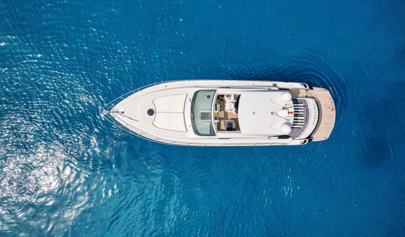 Pershing 56