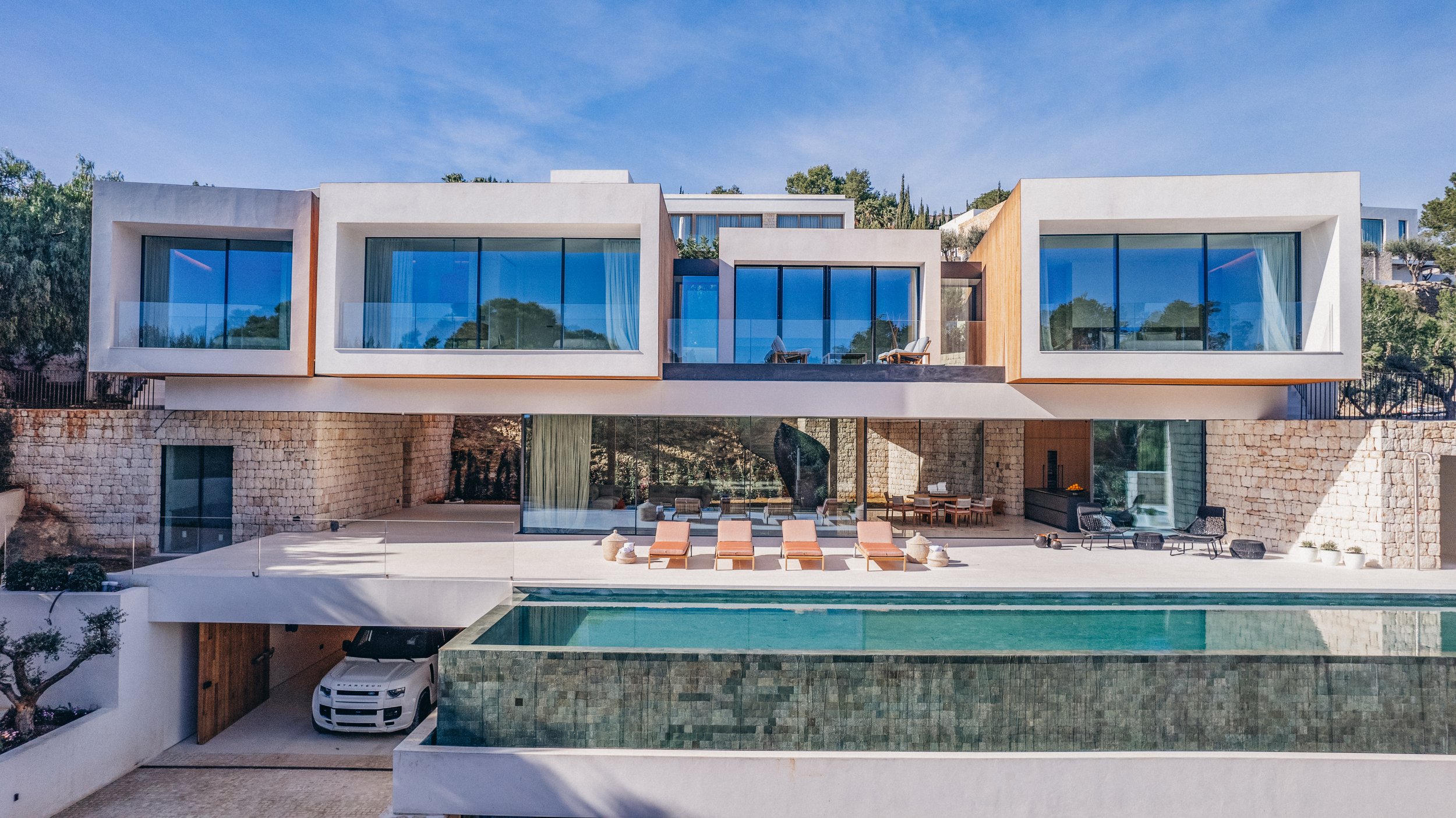 The Zooma Villa