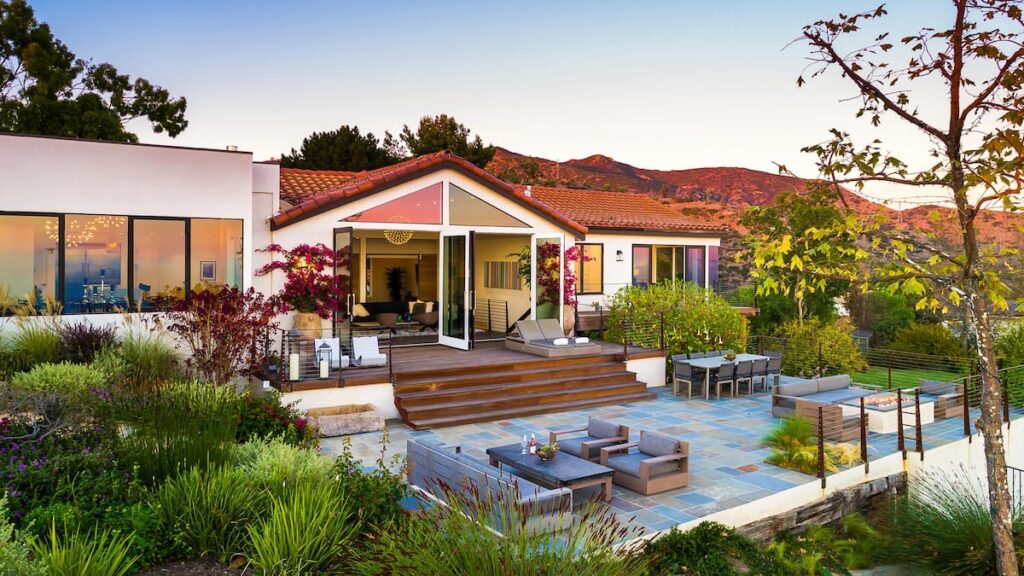 The Latigo Villa