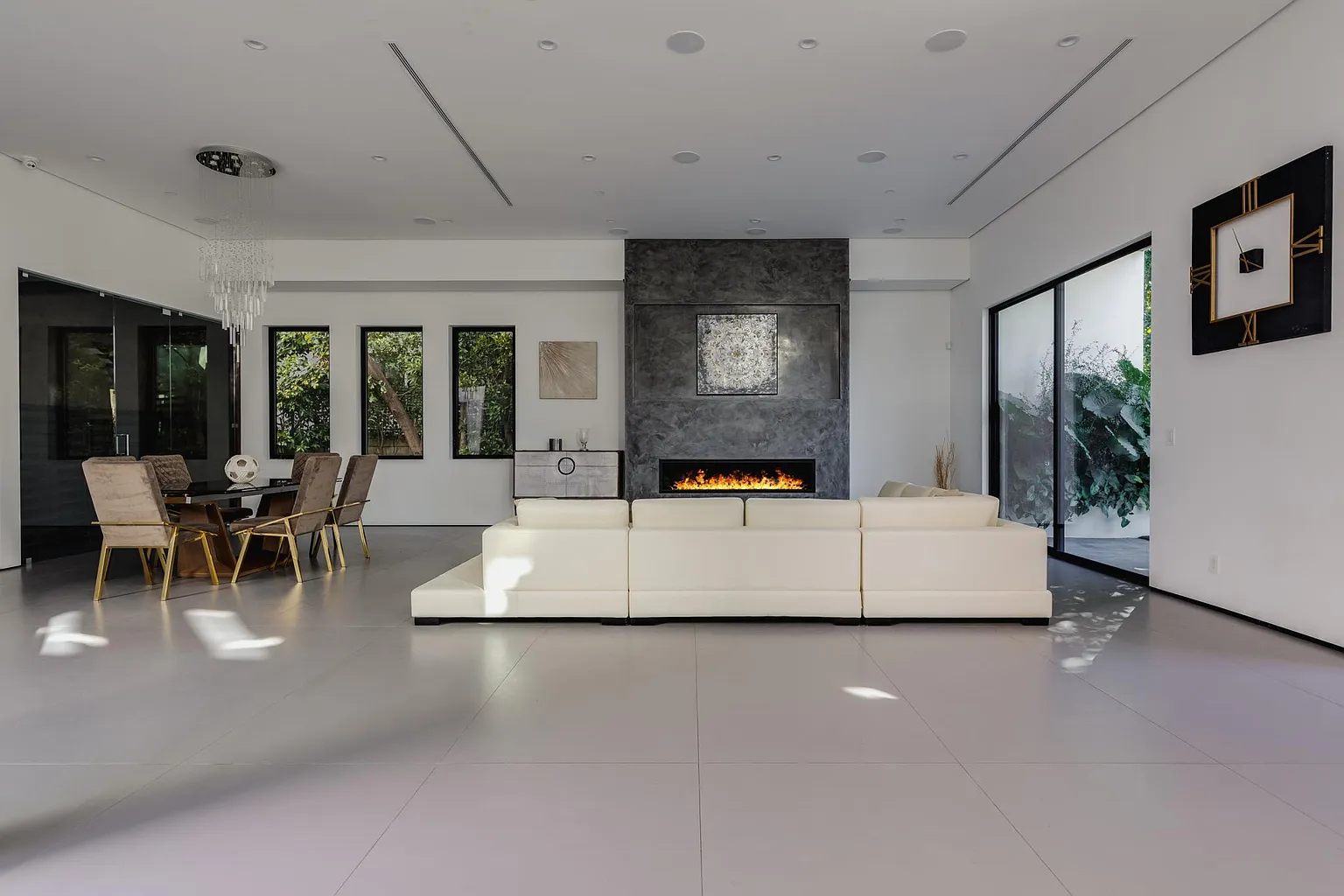 The Woodley Villa