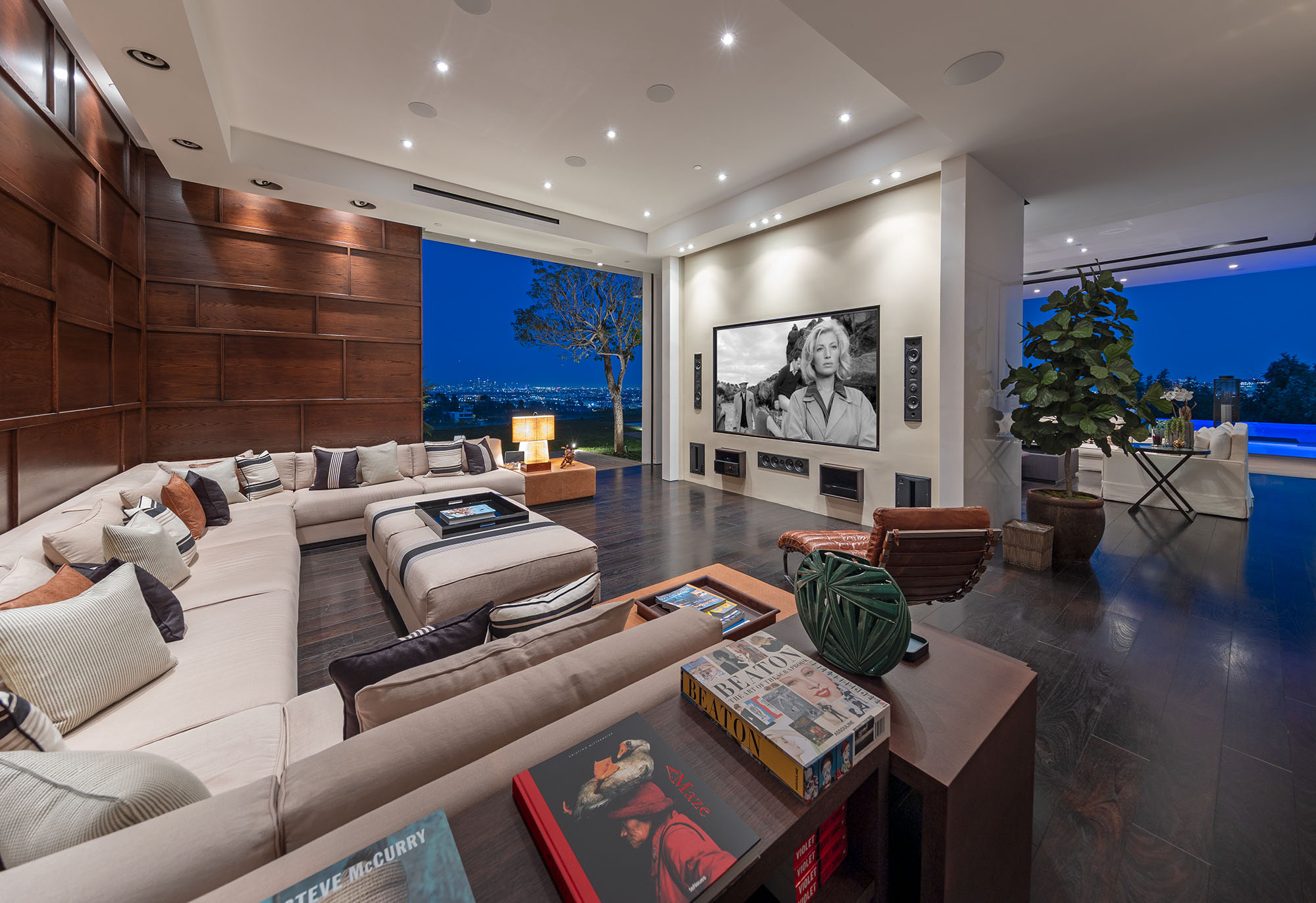 The Lawlen Villa