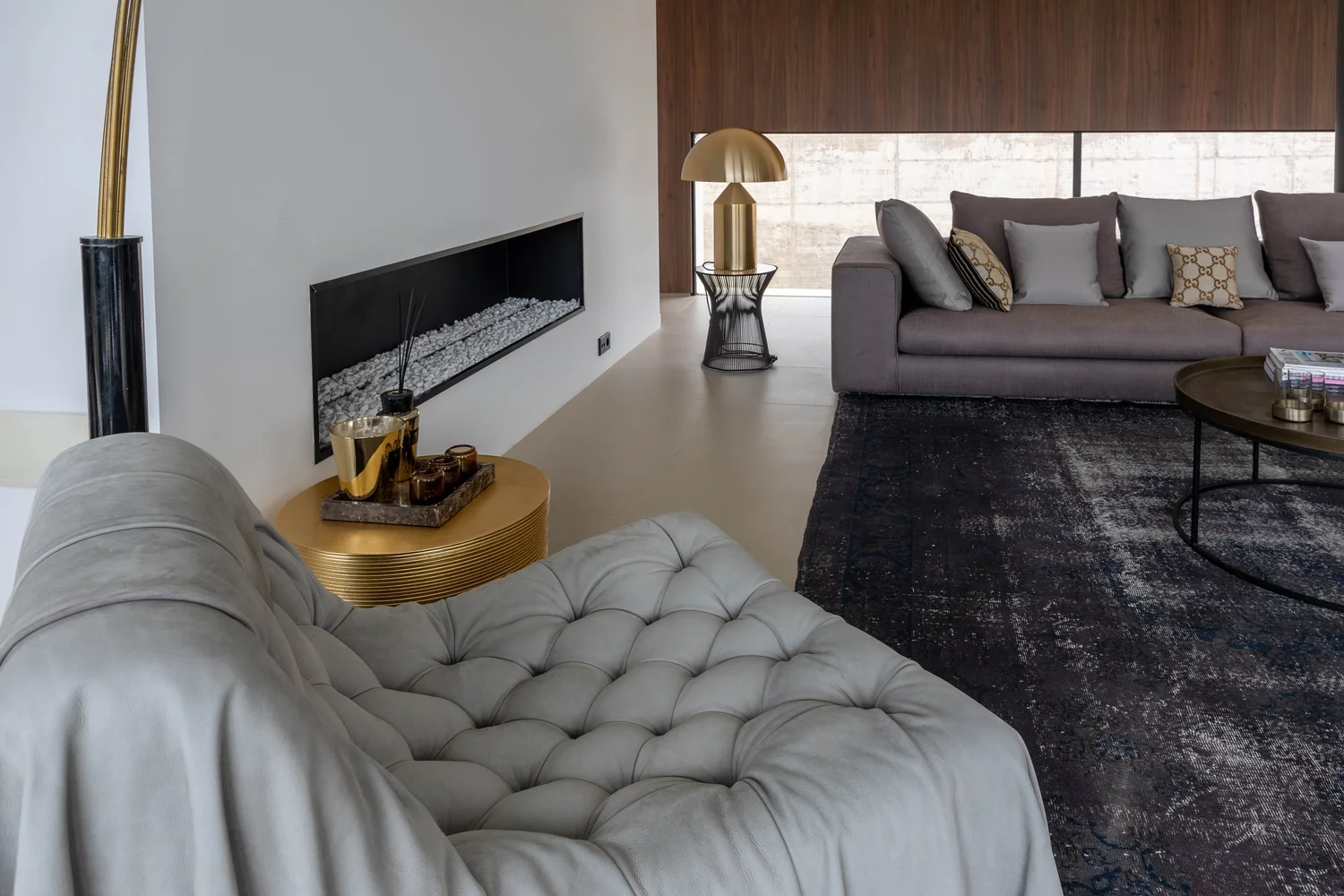 The Lunna Villa