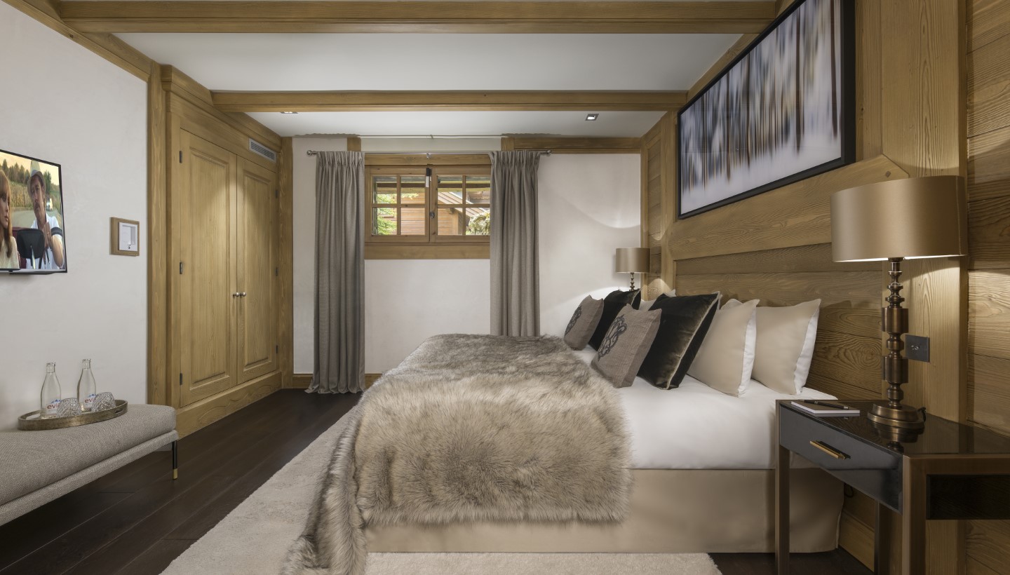 The Blanchot Chalet