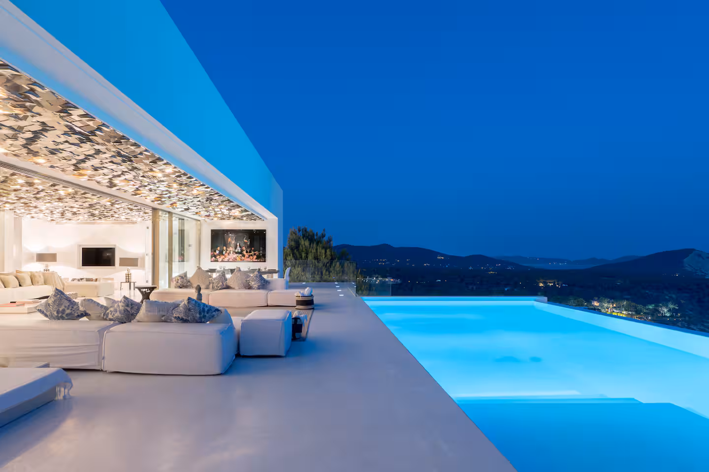 The Fendora Villa