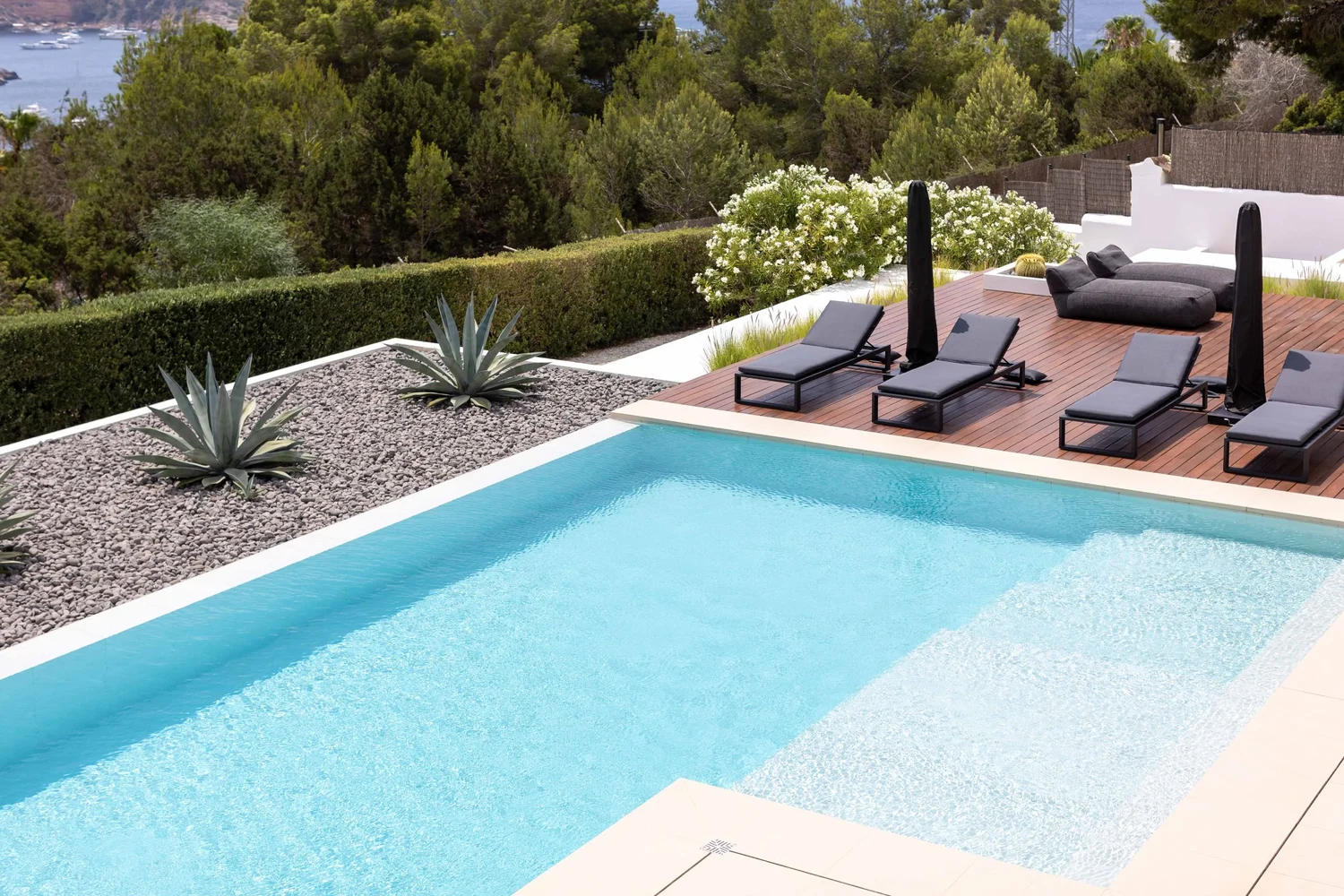 The Lunna Villa