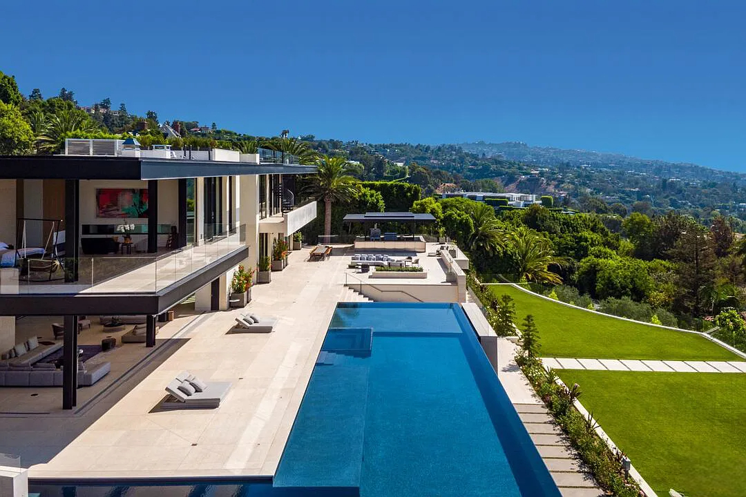 The Biene Villa