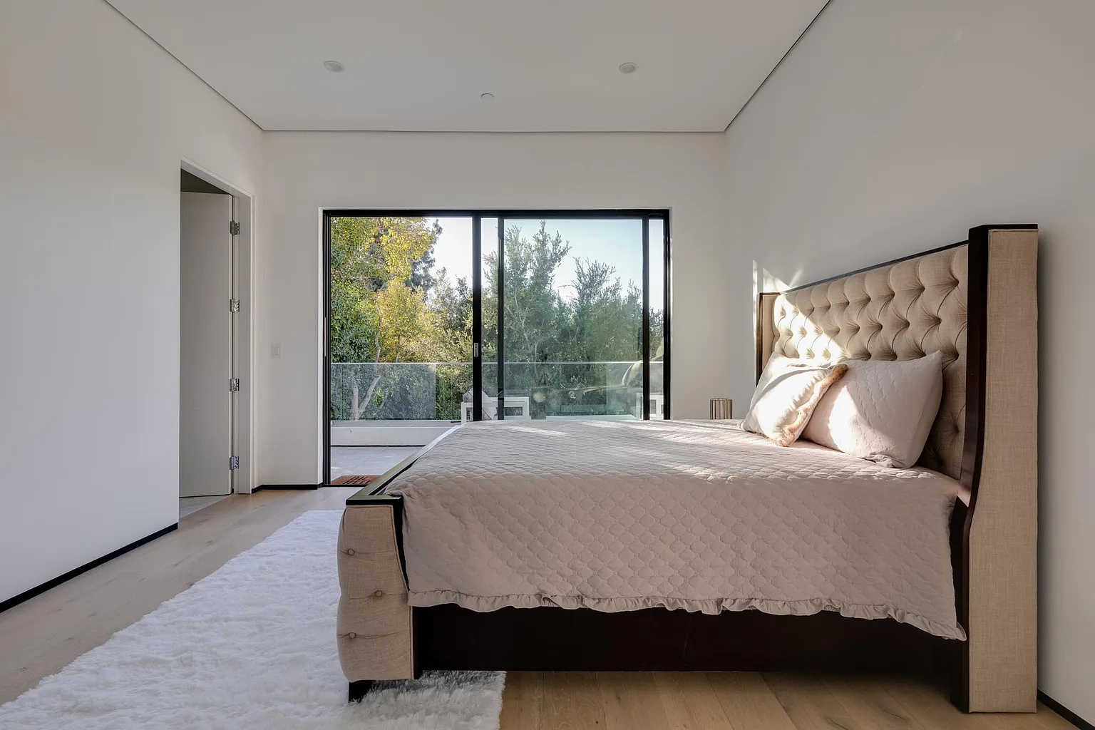 The Woodley Villa