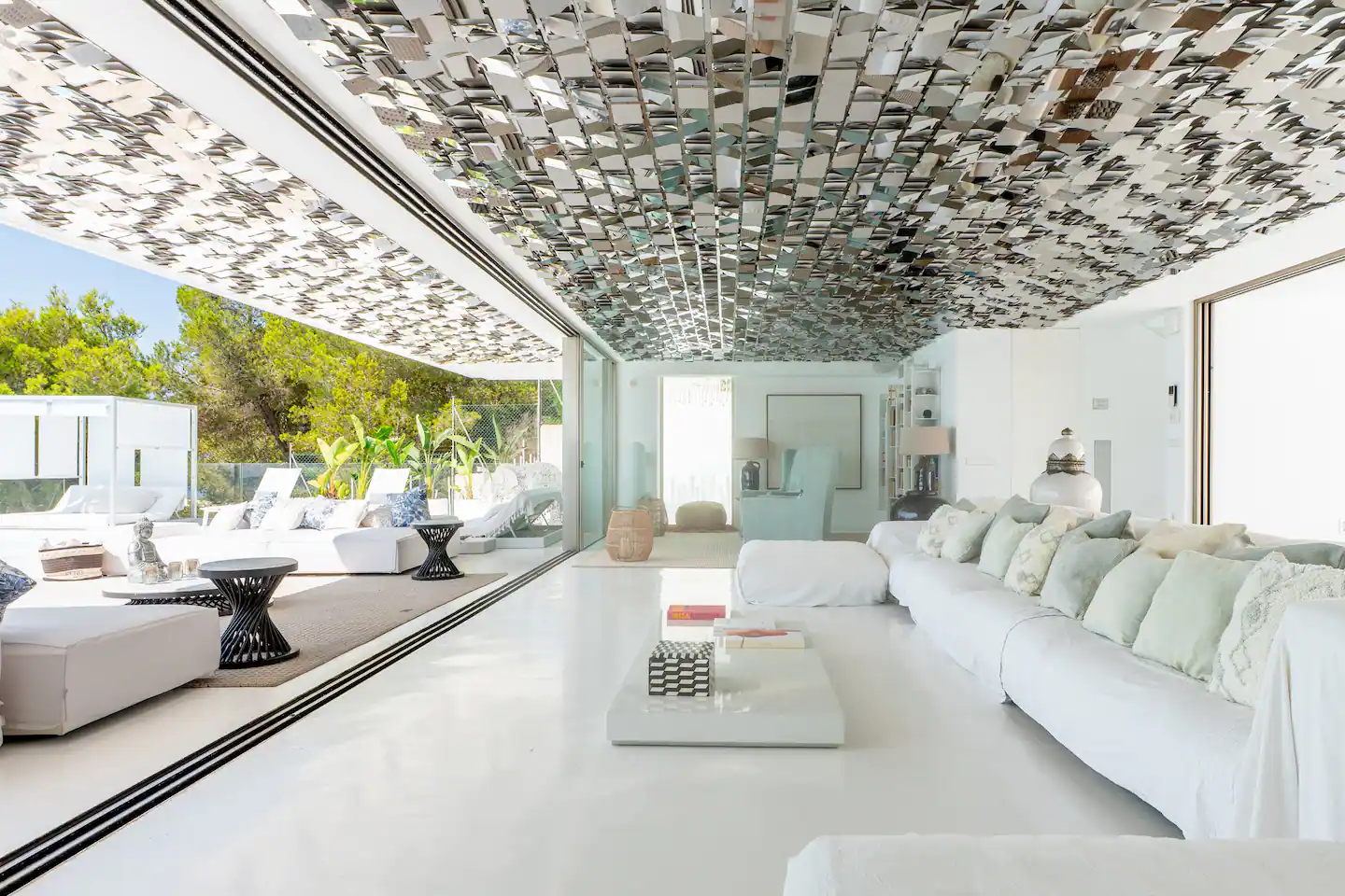 The Fendora Villa