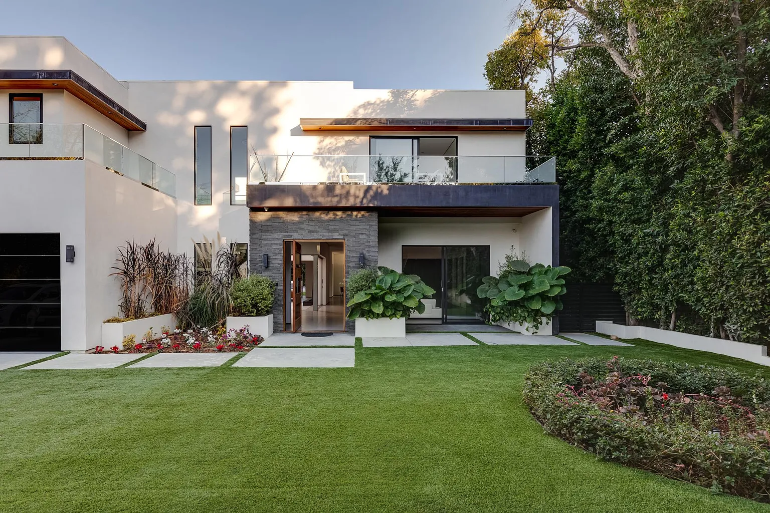 The Woodley Villa