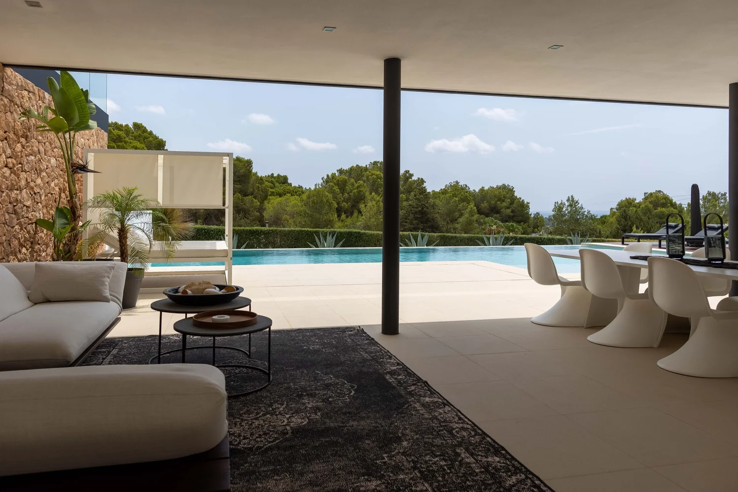 The Lunna Villa