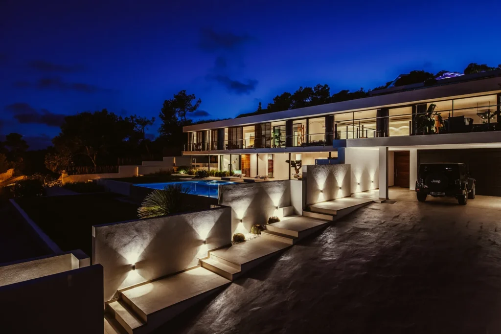 The Lunna Villa