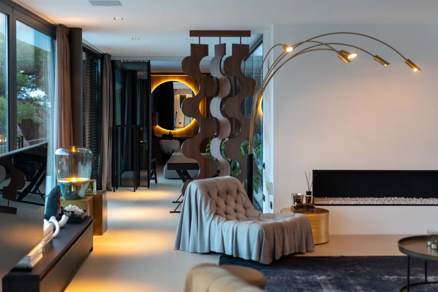 The Lunna Villa