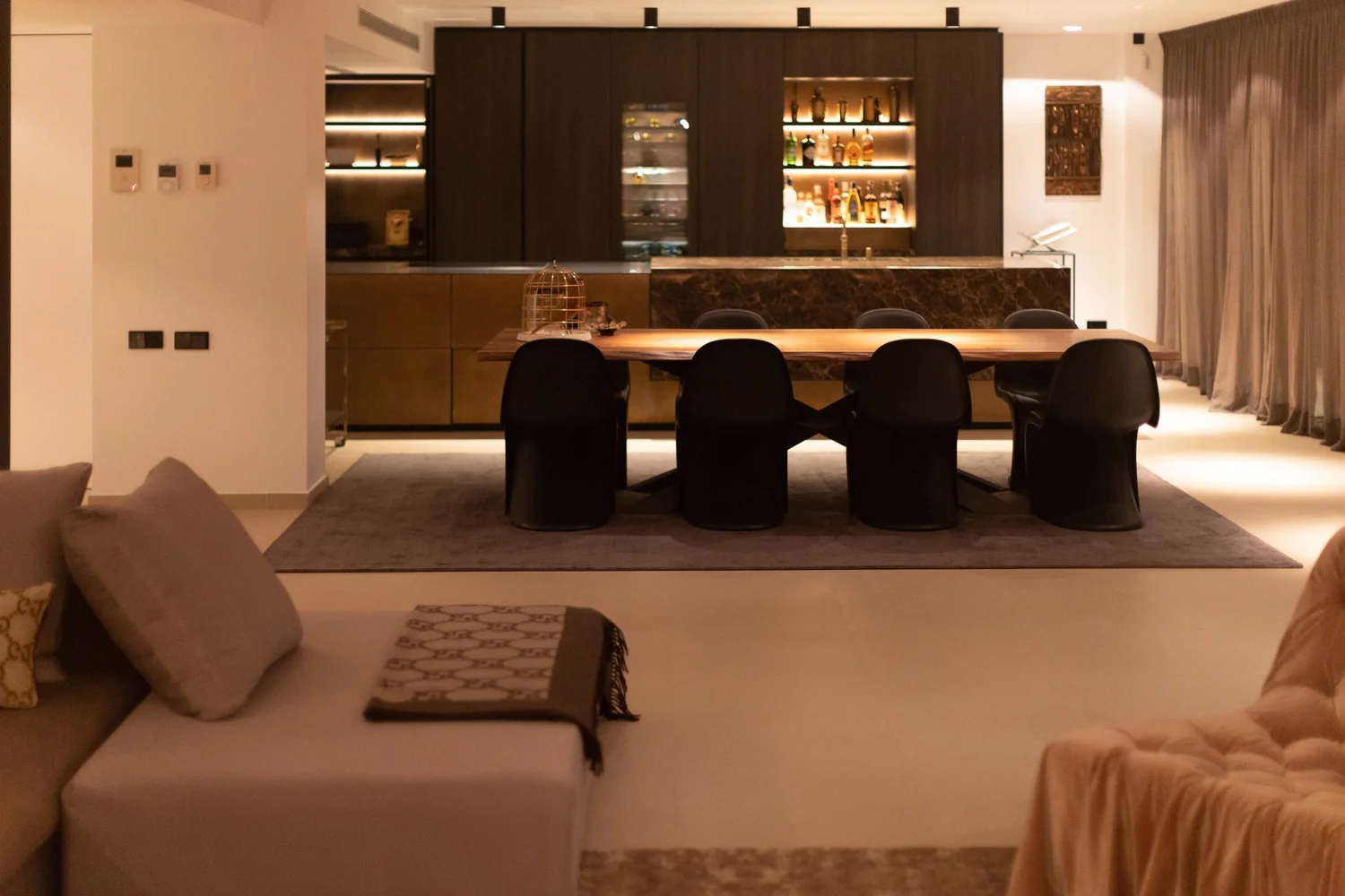 The Lunna Villa